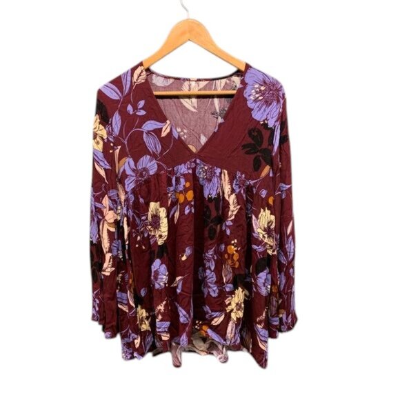 Free People Tops - FREE PEOPLE Women’s XS Maroon Floral Bella Babydoll‎ Tunic Top Blouse
